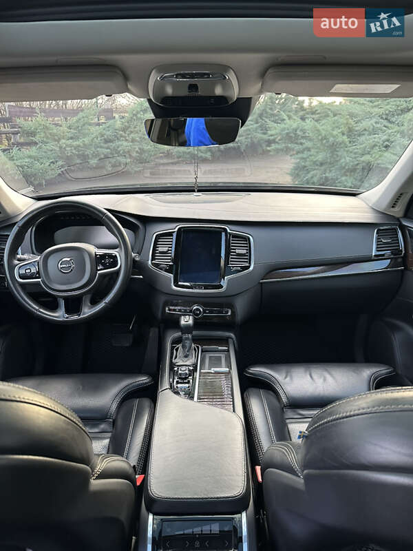 Внедорожник / Кроссовер Volvo XC90 2018 в Новомосковске