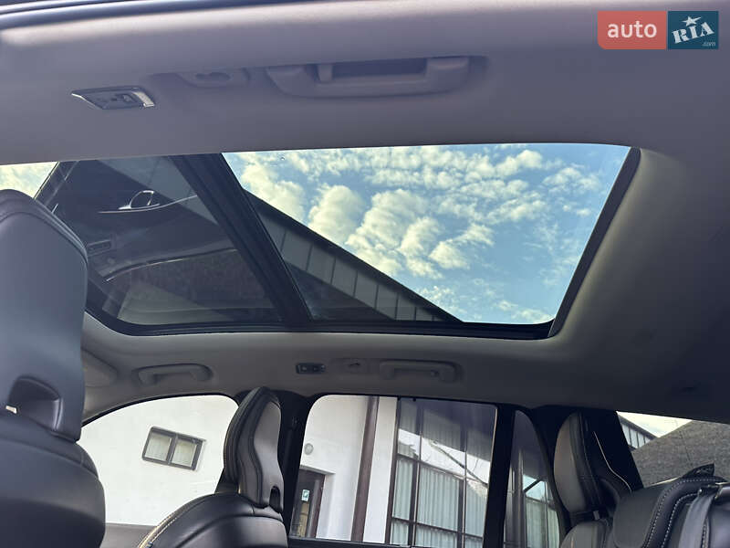 Внедорожник / Кроссовер Volvo XC90 2018 в Новомосковске