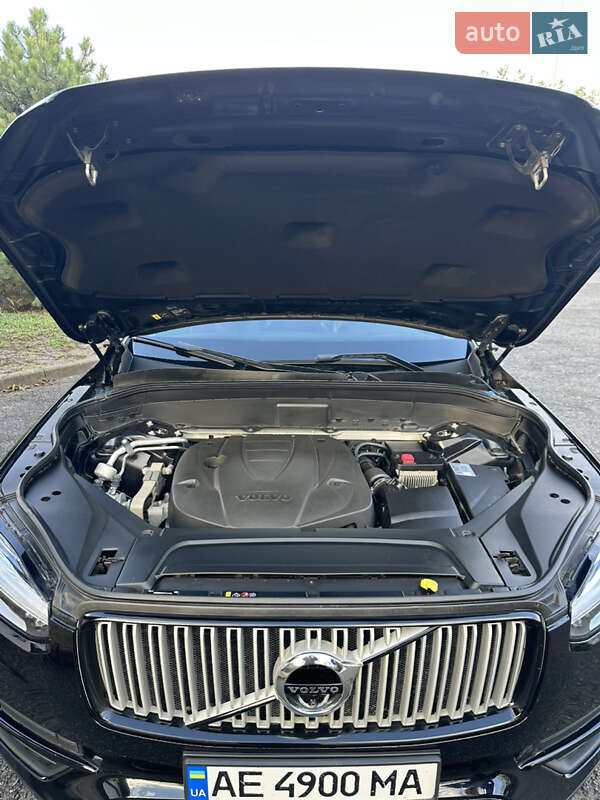 Внедорожник / Кроссовер Volvo XC90 2018 в Новомосковске