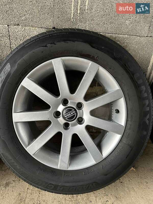 Внедорожник / Кроссовер Volvo XC90 2007 в Иршаве