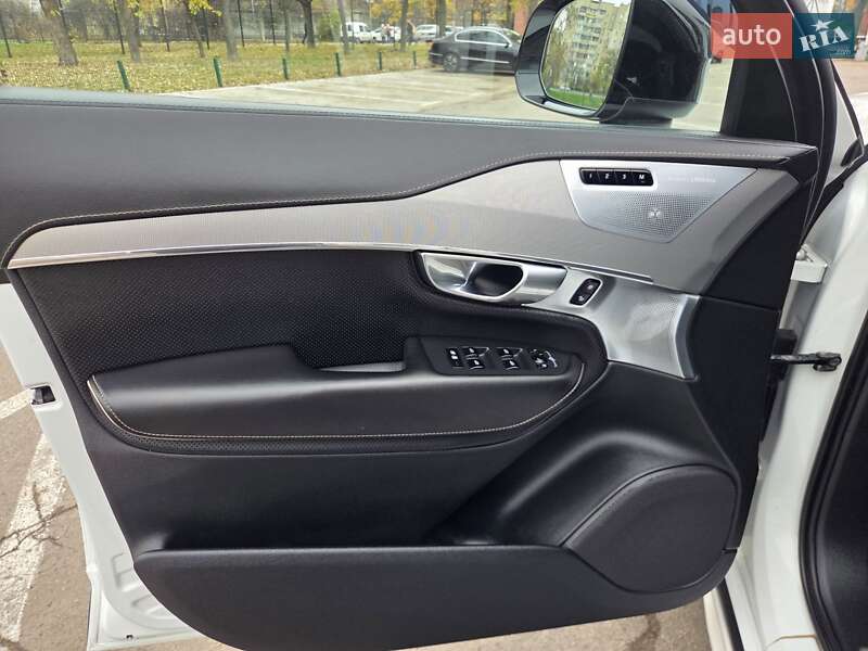 Внедорожник / Кроссовер Volvo XC90 2020 в Киеве фото 55 Внедорожник / Кроссовер Volvo XC90 2020 в Киеве