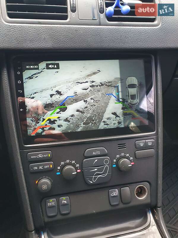 Внедорожник / Кроссовер Volvo XC90 2004 в Косове