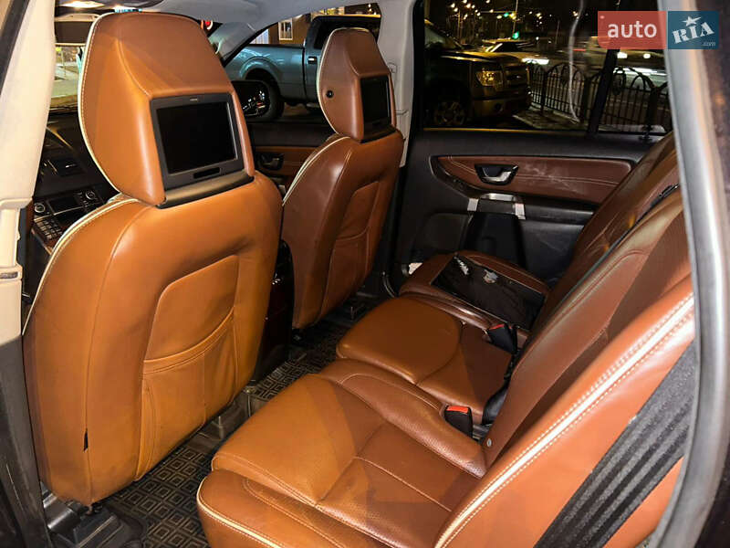 Позашляховик / Кросовер Volvo XC90 2010 в Харкові