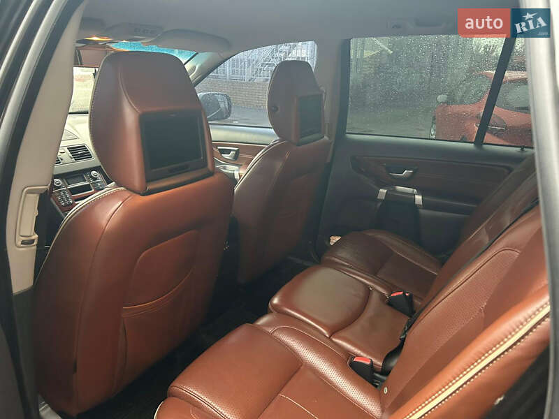 Позашляховик / Кросовер Volvo XC90 2010 в Харкові