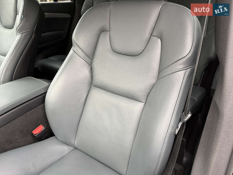 Внедорожник / Кроссовер Volvo XC90 2020 в Киеве фото 96 Внедорожник / Кроссовер Volvo XC90 2020 в Киеве