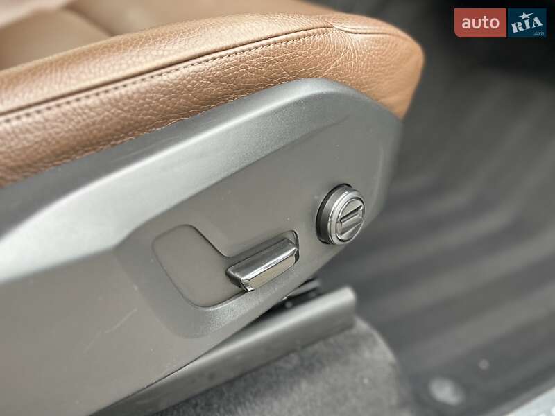 Внедорожник / Кроссовер Volvo XC90 2019 в Киеве фото 15 Внедорожник / Кроссовер Volvo XC90 2019 в Киеве