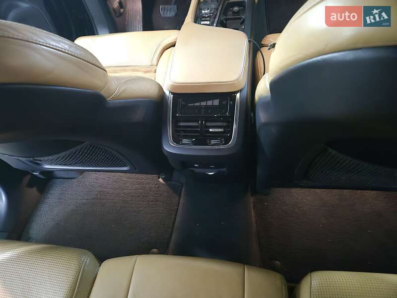 Позашляховик / Кросовер Volvo XC90 2015 в Вінниці