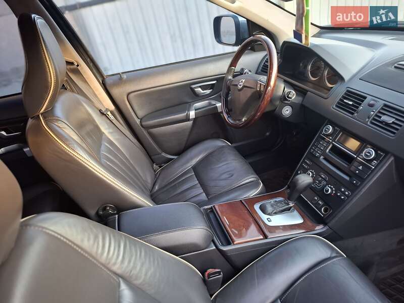 Внедорожник / Кроссовер Volvo XC90 2012 в Житомире