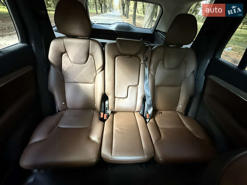 Позашляховик / Кросовер Volvo XC90 2019 в Чернівцях