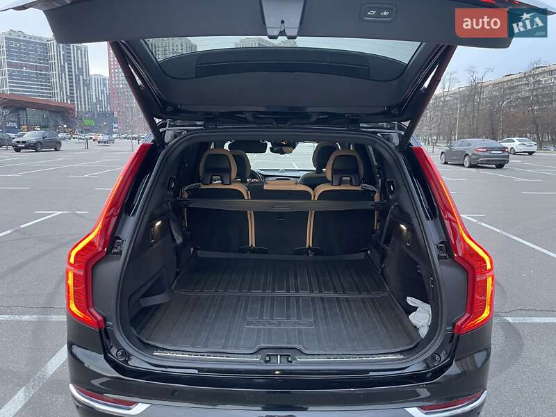 Позашляховик / Кросовер Volvo XC90 2015 в Києві