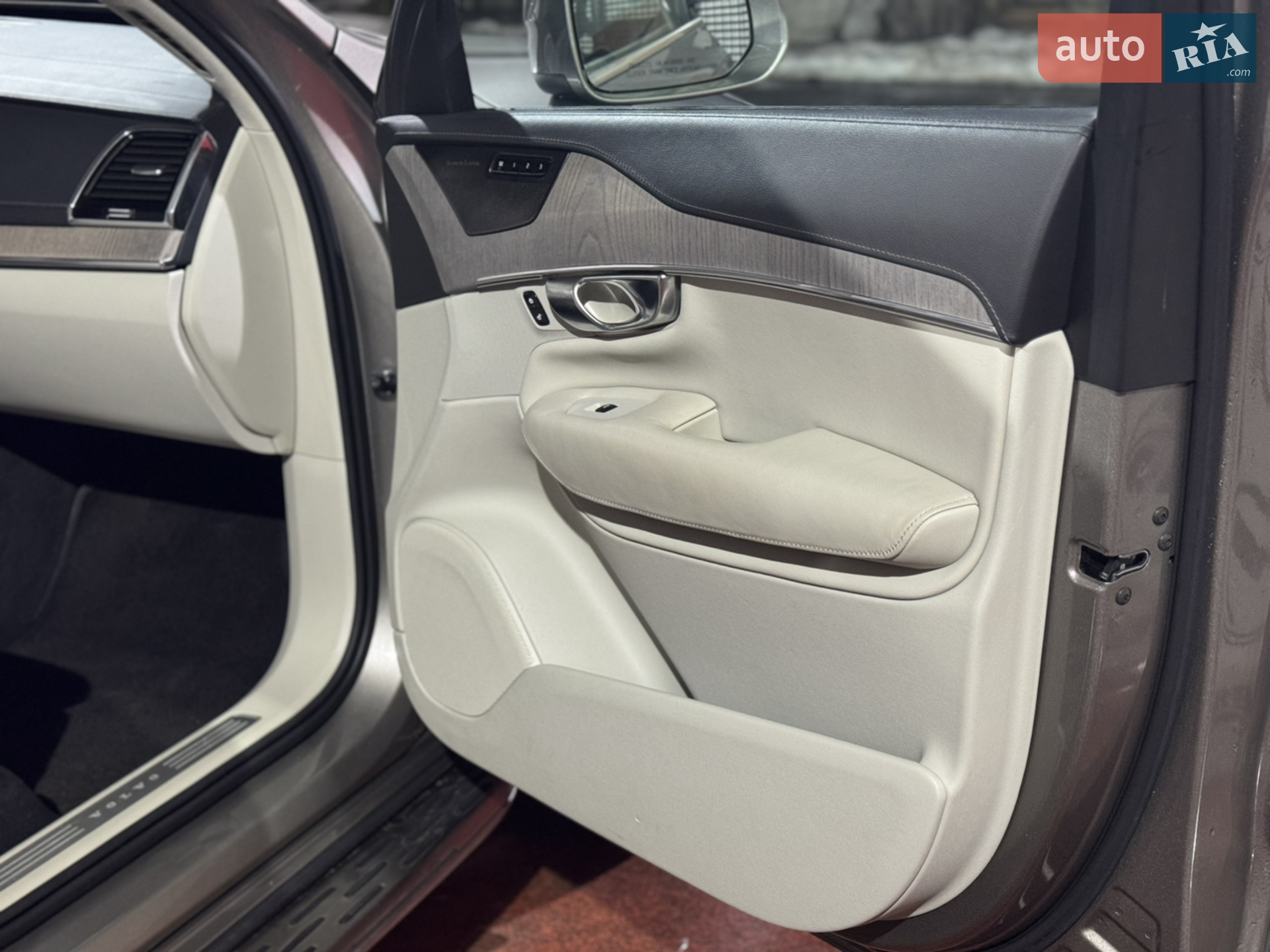 2019 Volvo XC90 - мініатюра 32