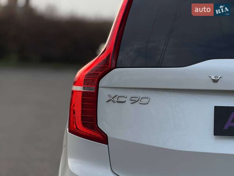 Внедорожник / Кроссовер Volvo XC90 2016 в Кривом Роге