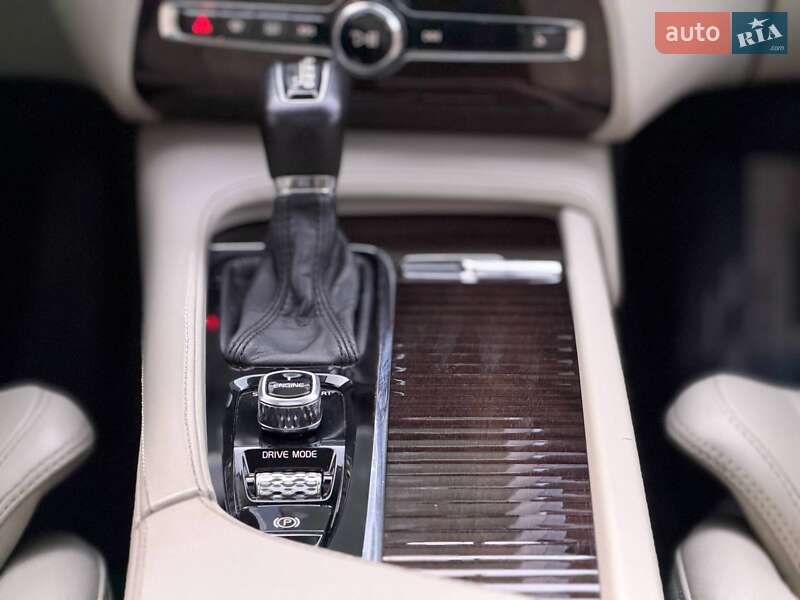 Внедорожник / Кроссовер Volvo XC90 2016 в Кривом Роге