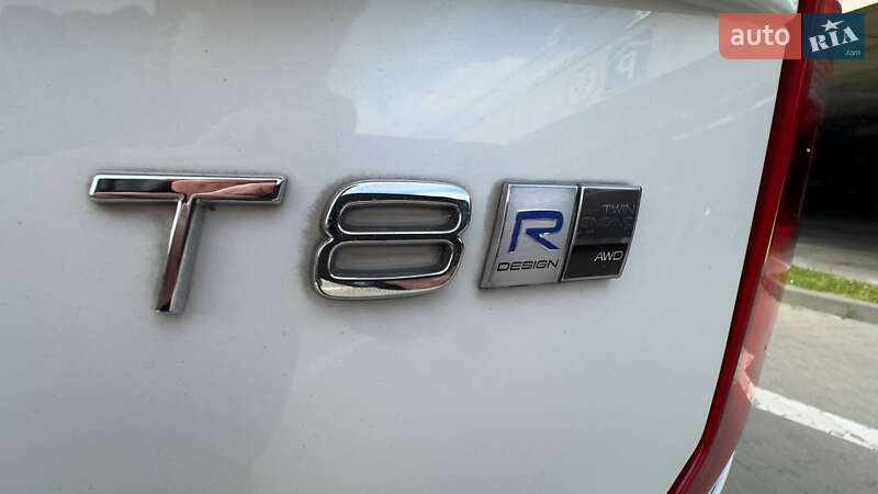 Позашляховик / Кросовер Volvo XC90 2016 в Львові