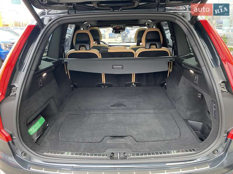 Позашляховик / Кросовер Volvo XC90 2019 в Києві