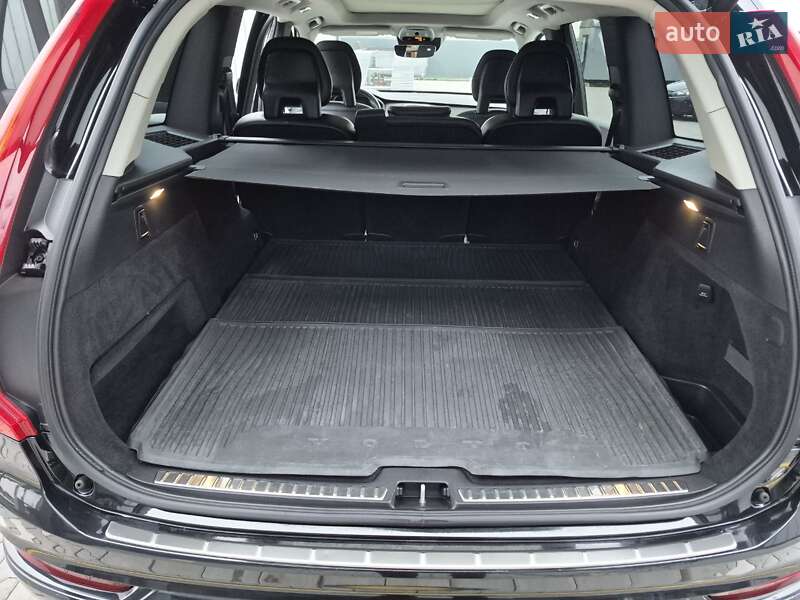 Внедорожник / Кроссовер Volvo XC90 2017 в Владимире