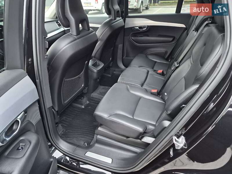 Внедорожник / Кроссовер Volvo XC90 2017 в Владимире