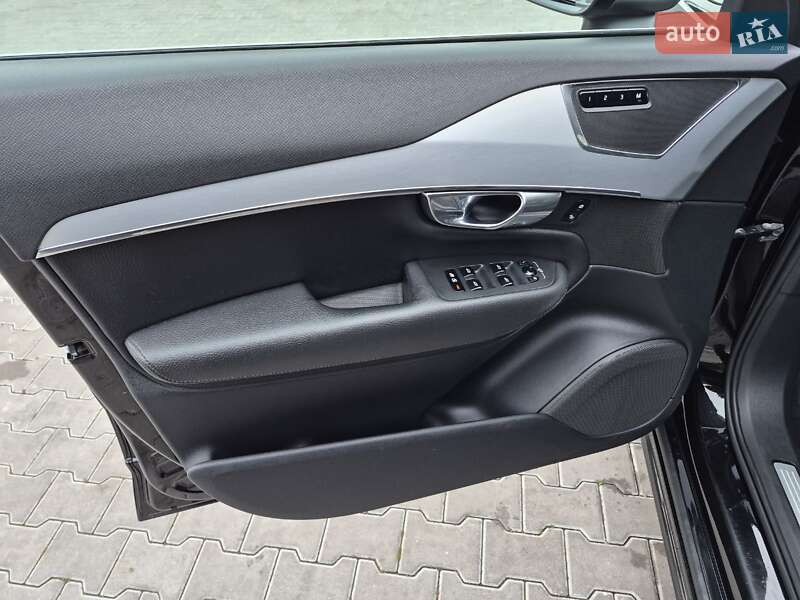 Внедорожник / Кроссовер Volvo XC90 2017 в Владимире