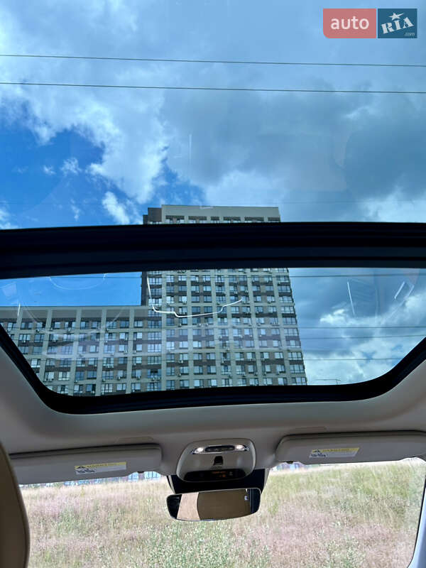 Позашляховик / Кросовер Volvo XC90 2015 в Києві