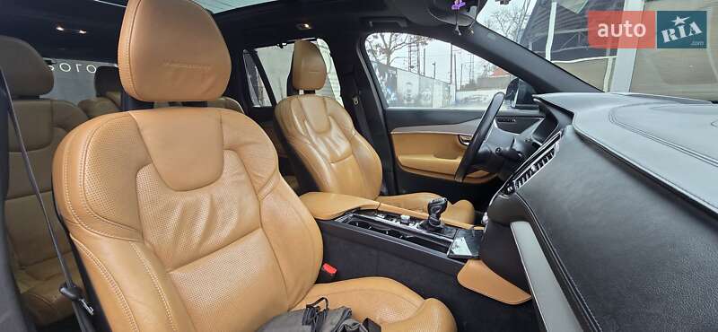 Позашляховик / Кросовер Volvo XC90 2015 в Голубиному