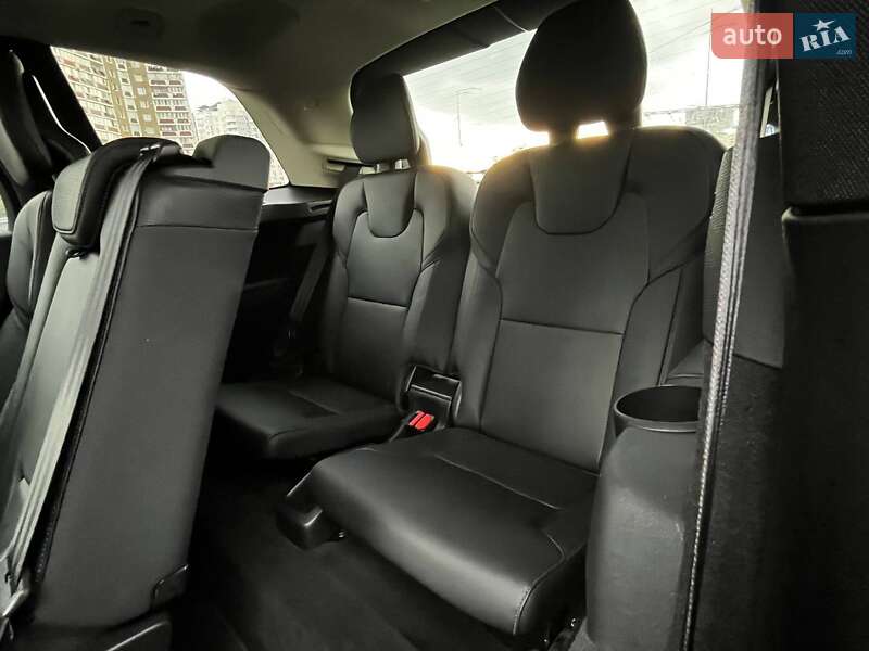 Позашляховик / Кросовер Volvo XC90 2016 в Києві фото 17 Позашляховик / Кросовер Volvo XC90 2016 в Києві