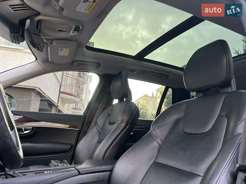 Внедорожник / Кроссовер Volvo XC90 2016 в Ивано-Франковске