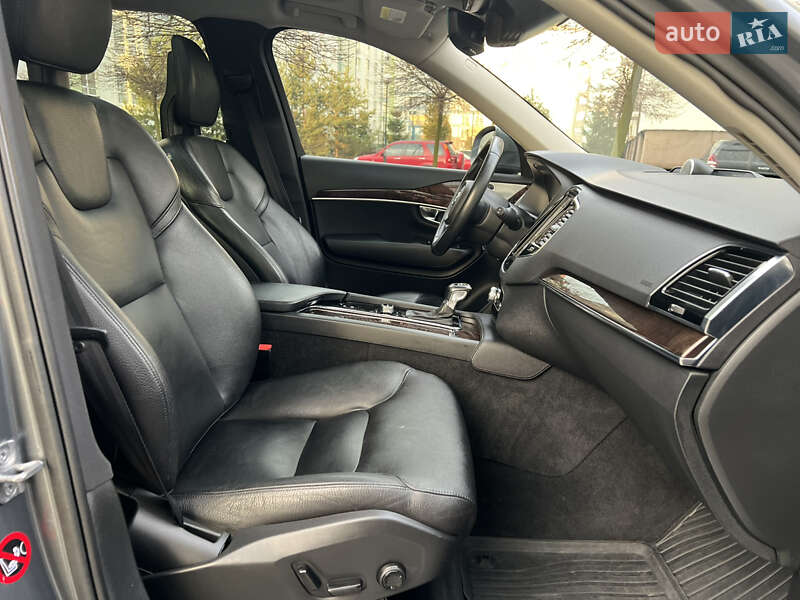 Внедорожник / Кроссовер Volvo XC90 2016 в Ивано-Франковске