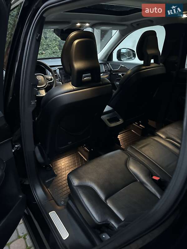 Внедорожник / Кроссовер Volvo XC90 2016 в Черновцах