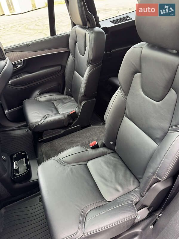 Позашляховик / Кросовер Volvo XC90 2022 в Києві фото 31 Позашляховик / Кросовер Volvo XC90 2022 в Києві