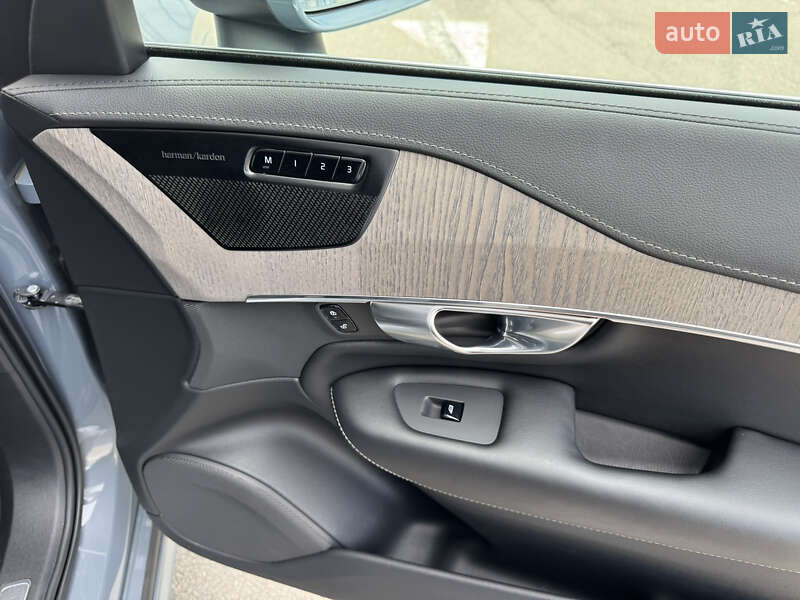 Позашляховик / Кросовер Volvo XC90 2022 в Києві фото 46 Позашляховик / Кросовер Volvo XC90 2022 в Києві