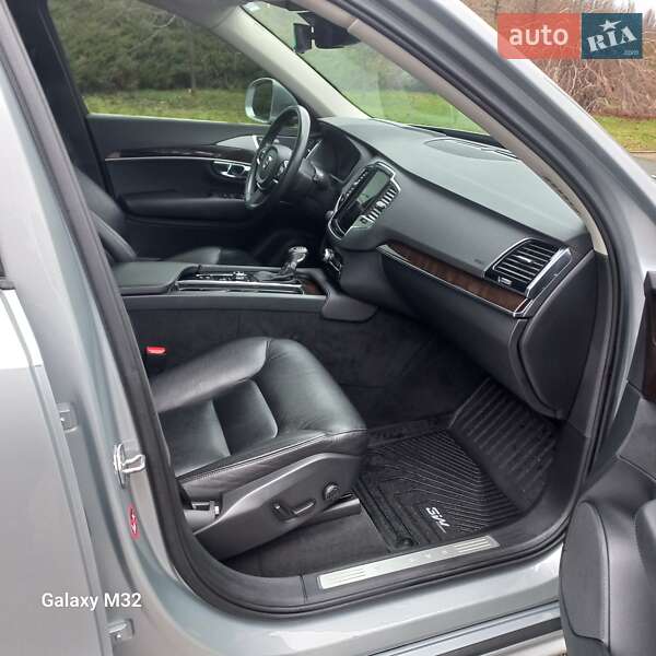 Внедорожник / Кроссовер Volvo XC90 2016 в Умани