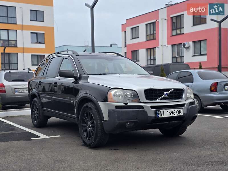 Volvo XC90 2004
