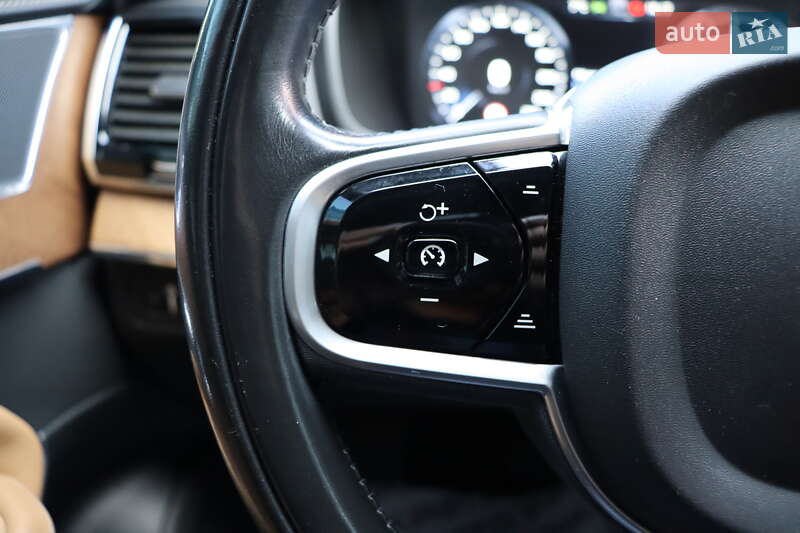 Внедорожник / Кроссовер Volvo XC90 2017 в Львове