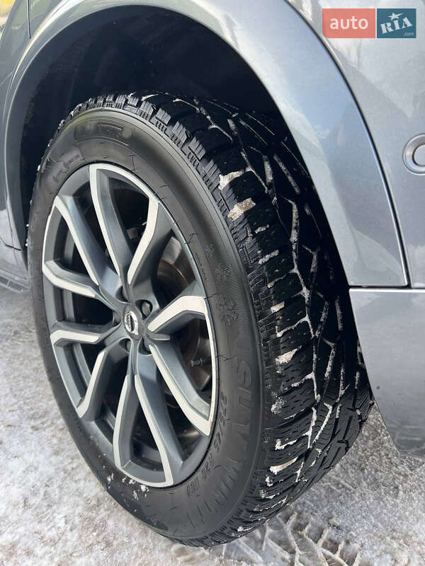 Внедорожник / Кроссовер Volvo XC90 2015 в Киеве