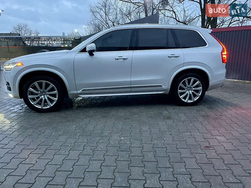 Внедорожник / Кроссовер Volvo XC90 2017 в Полонном