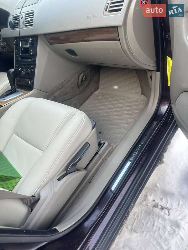 Внедорожник / Кроссовер Volvo XC90 2006 в Броварах