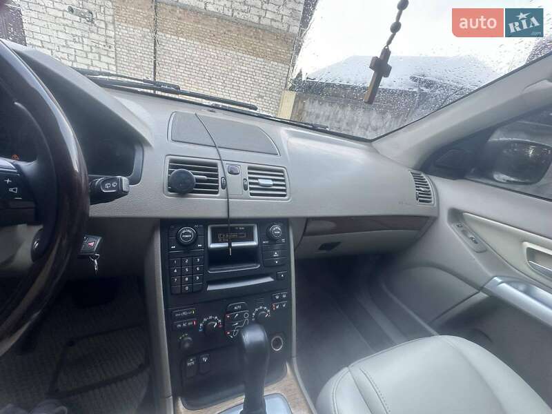 Внедорожник / Кроссовер Volvo XC90 2006 в Броварах