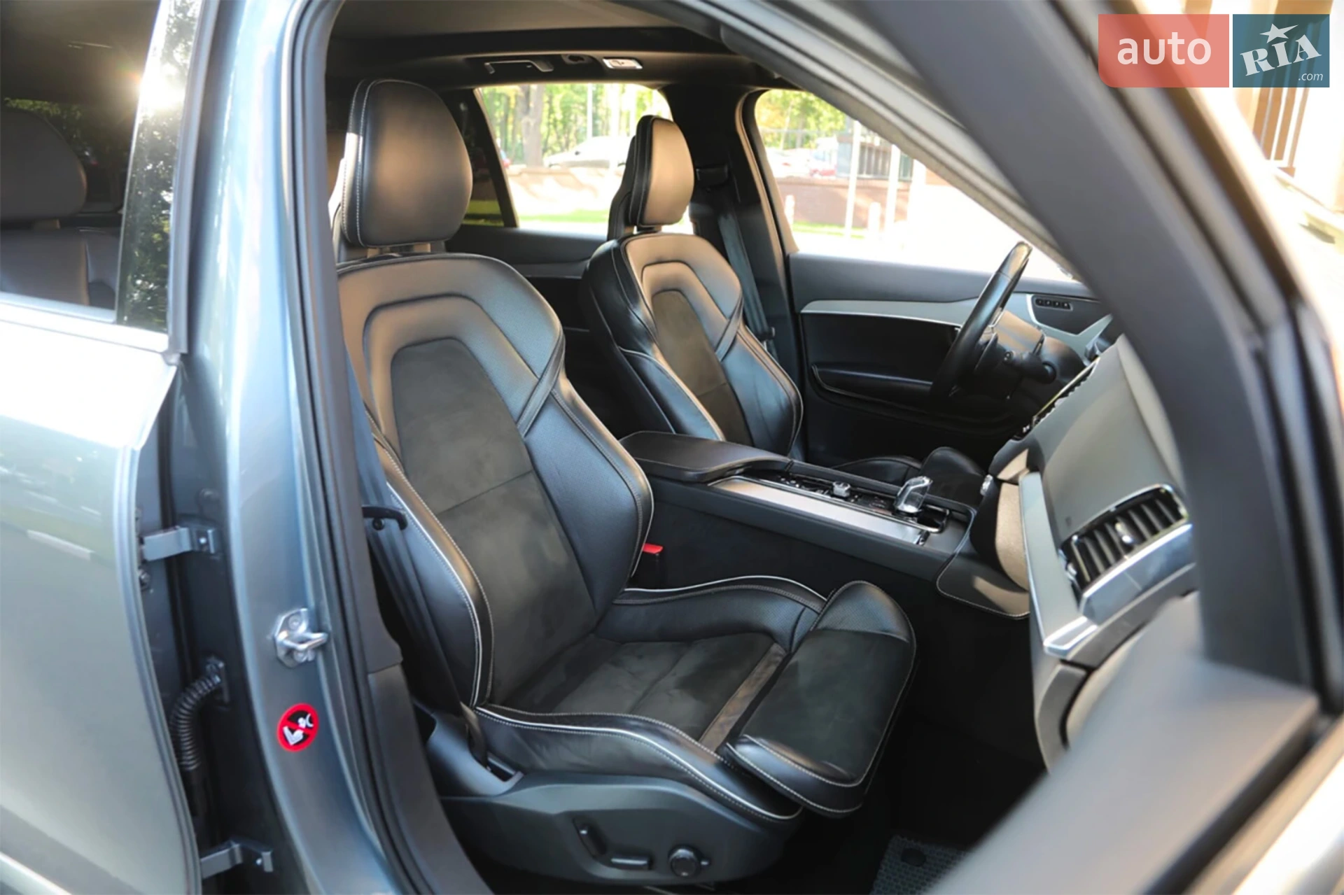 2016 Volvo XC90 - мініатюра 16