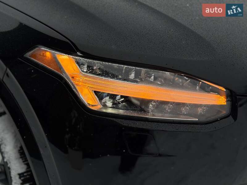 Внедорожник / Кроссовер Volvo XC90 2018 в Ровно