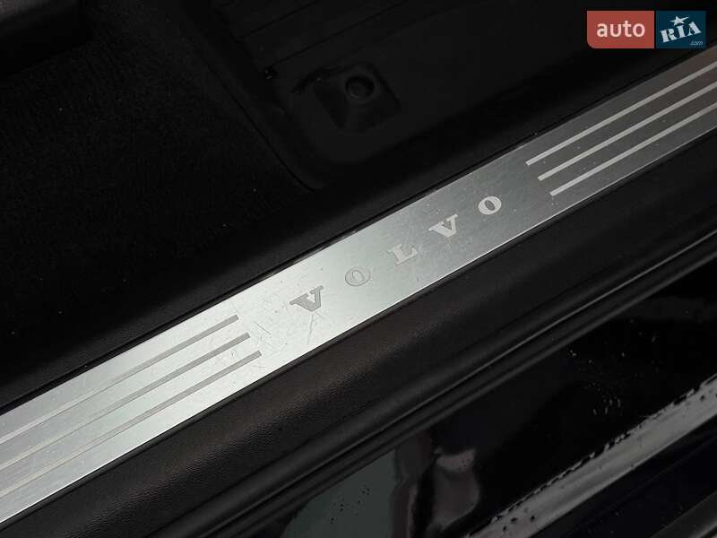 Внедорожник / Кроссовер Volvo XC90 2018 в Ровно