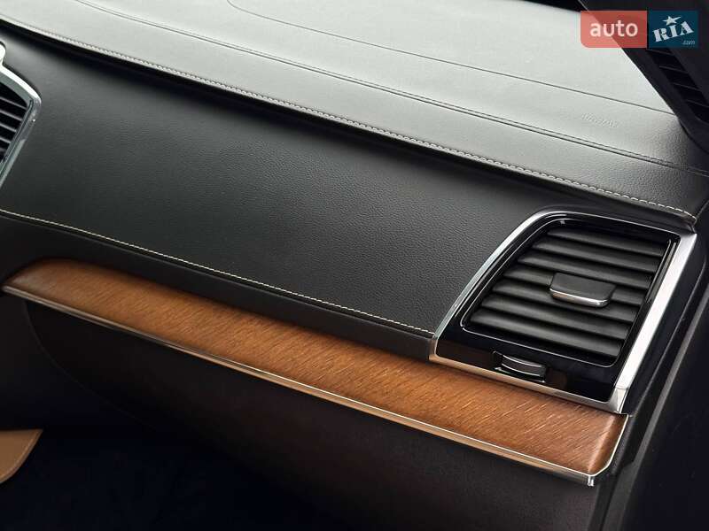 Внедорожник / Кроссовер Volvo XC90 2018 в Ровно