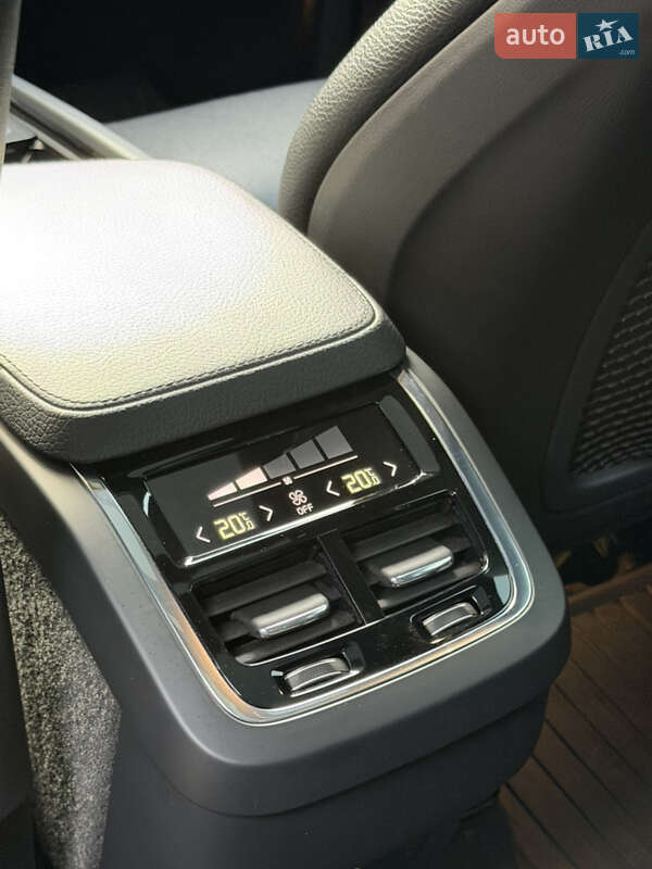 Внедорожник / Кроссовер Volvo XC90 2015 в Одессе