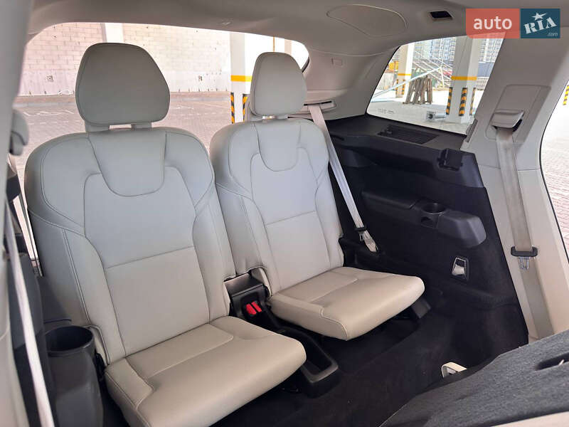 Внедорожник / Кроссовер Volvo XC90 2017 в Одессе фото 29 Внедорожник / Кроссовер Volvo XC90 2017 в Одессе