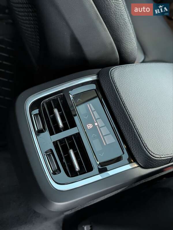 Внедорожник / Кроссовер Volvo XC90 2018 в Коломые