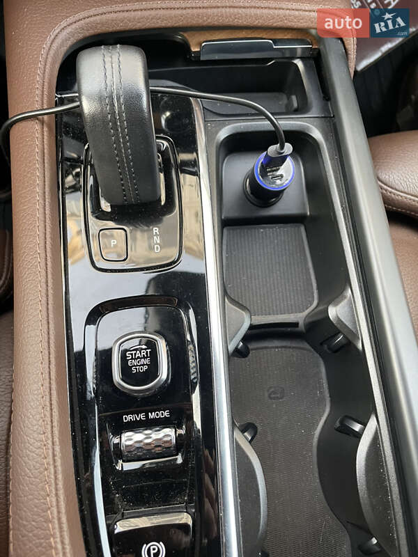Внедорожник / Кроссовер Volvo XC90 2021 в Ивано-Франковске