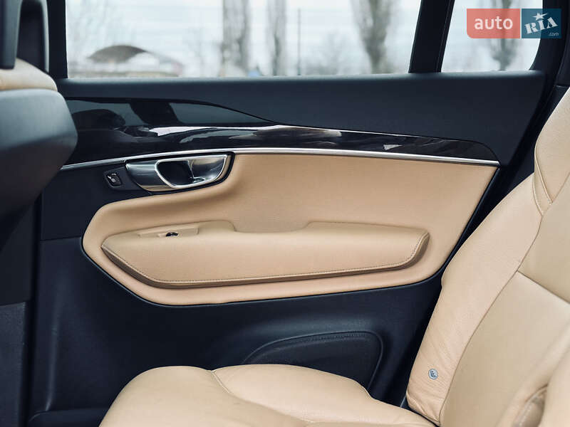 Внедорожник / Кроссовер Volvo XC90 2018 в Кременчуге