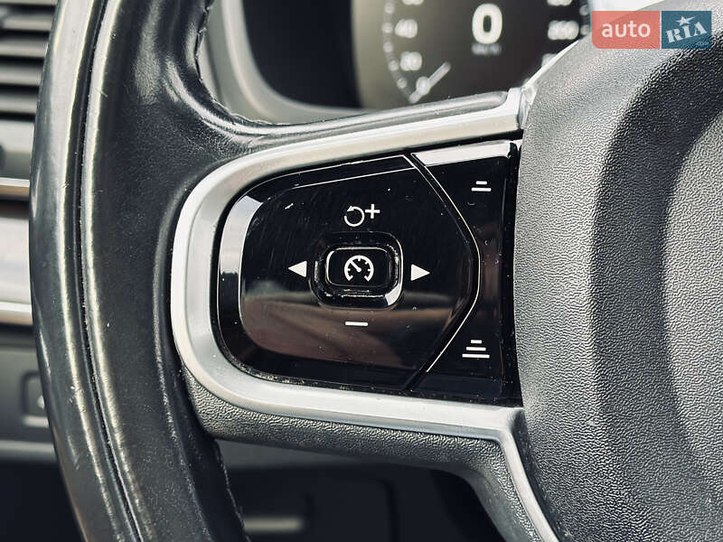 Внедорожник / Кроссовер Volvo XC90 2018 в Кременчуге