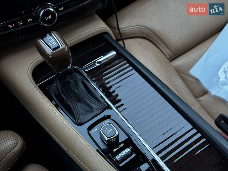 Внедорожник / Кроссовер Volvo XC90 2015 в Житомире