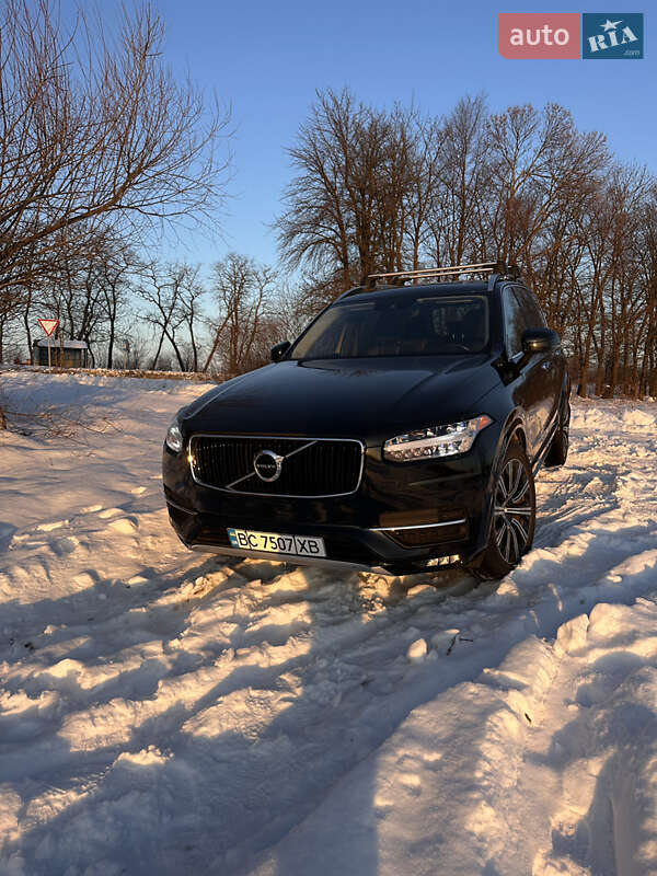 Volvo XC90 2019