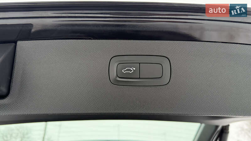 Внедорожник / Кроссовер Volvo XC90 2017 в Луцке